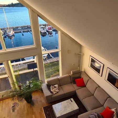 아파트 Silent Seaview Luxury Grasholmen 스타방에르