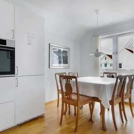 Silent Seaview Luxury Grasholmen