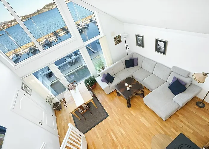 Silent Seaview Luxury Grasholmen *