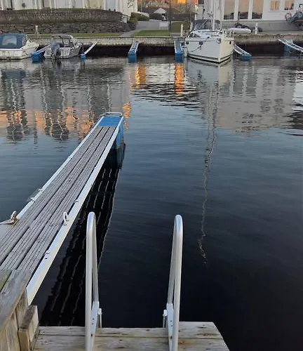 Silent Seaview Luxury Grasholmen